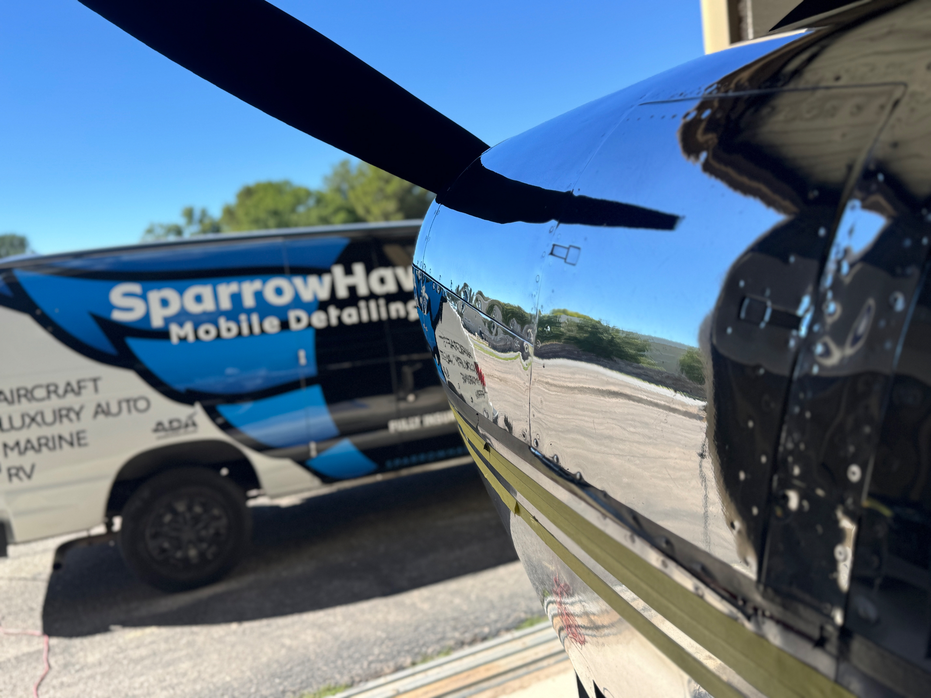 Cessna 180 — Brightwork / Metal Polish